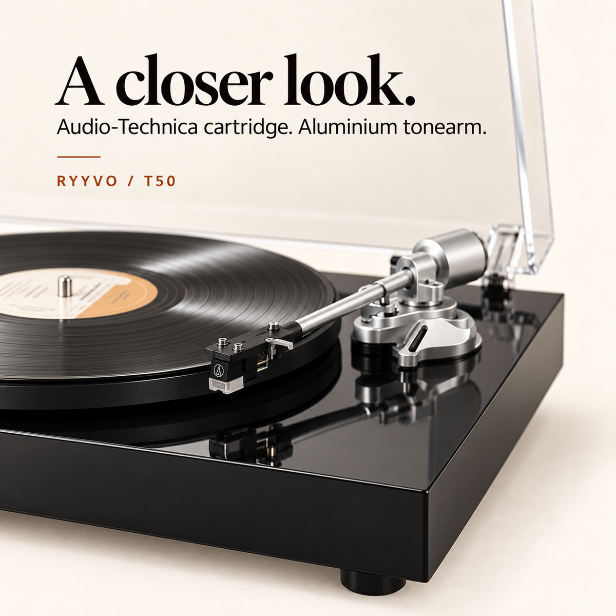 Ryyvo T50 Turntable in Black or White